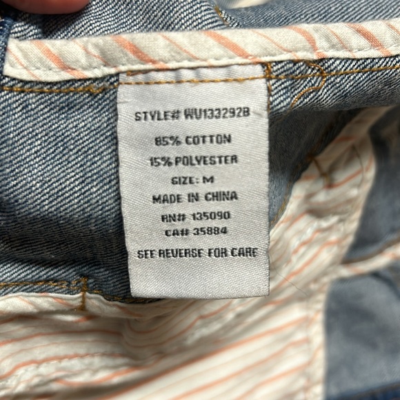 Women’s Denim vest - Picture 4 of 5